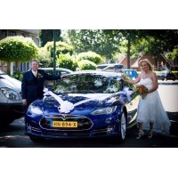 Satijn lint bordeaux rood 75 mm op rol van 25 meter