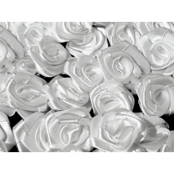 Witte satijnen roosjes Ø13-15 mm 50 stuks